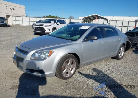 2010 Chevrolet Malibu Ls z USA, uszkodzony, nr VIN 1G1ZB5EB1AF296744